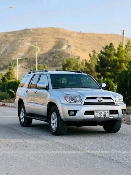 Toyota 4Runner 2006 SR5 Silver, 6-Cylinder, Clean Documents