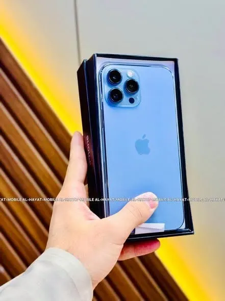 iPhone 13 Pro Max 256GB Sierra Blue, 10/10 Condition