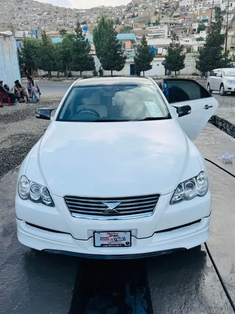 Toyota Mark X 300 Premium 2005 white