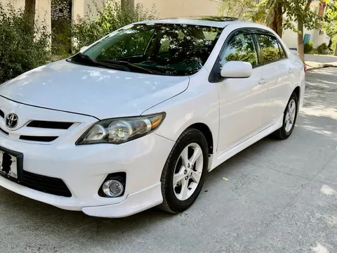 Toyota Corolla 2011 Full Option, Sunroof, Clean Documents