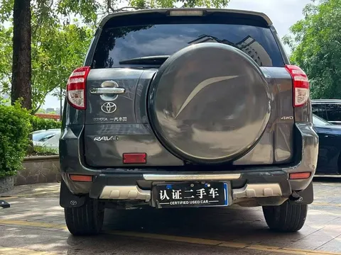 Toyota RAV4 2012 Automatic, 2.0 L Engine