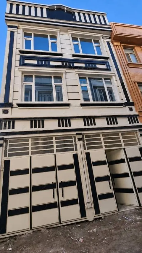New 3-Storey Luxury House 119 m² in Herat, District 9