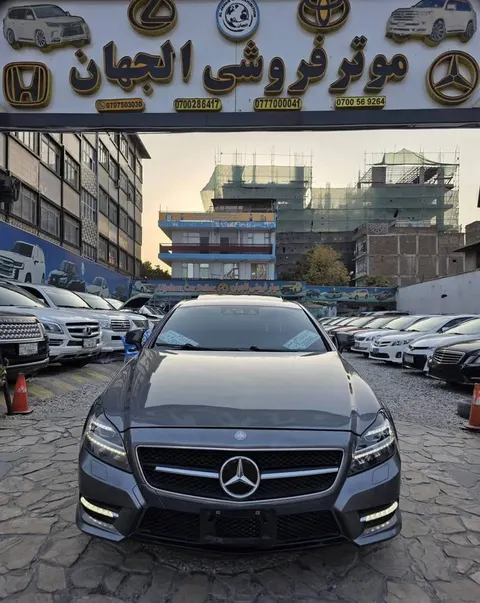 Mercedes-Benz CLS 63 AMG 2013, 8-cylinder Turbo, Grey