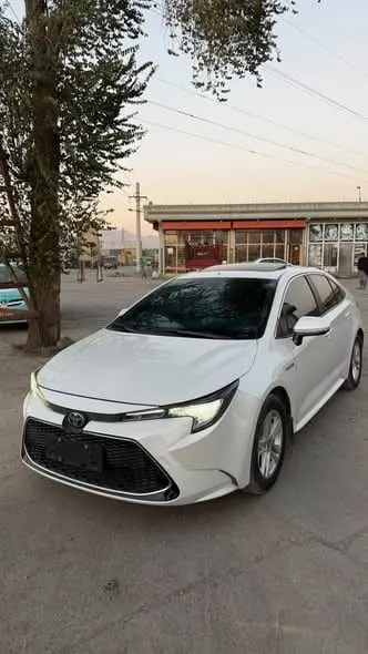 Toyota Corolla Hybrid 2023, Sunroof, White, Registered Kabul Documents