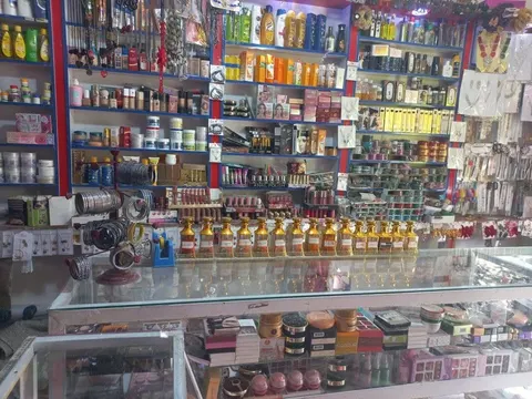 Shop in Shahrak Ettefaq, Barchi