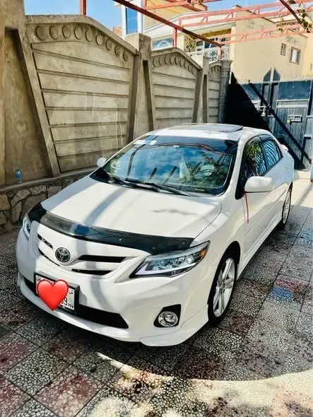 Toyota Corolla 2010 Full Option with Sunroof