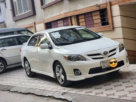 Toyota Corolla S-Class 2010, White, Used