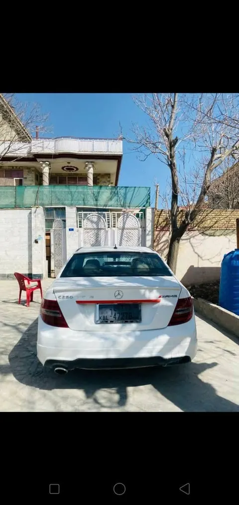 Mercedes-Benz C250 2014, White, Low Mileage, No Accident