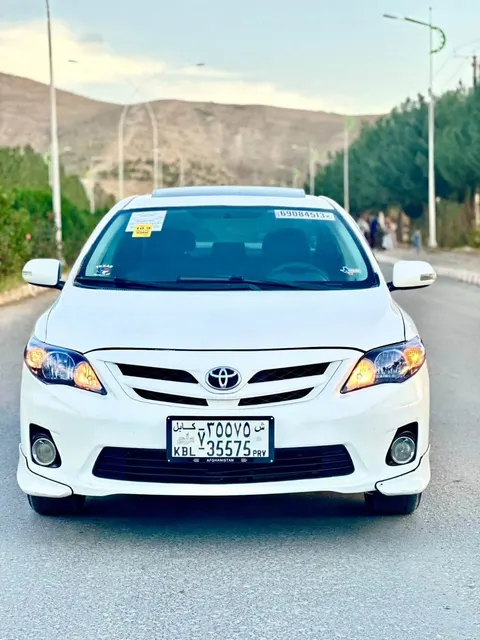 Toyota Corolla 2012 Sunroof Full Options