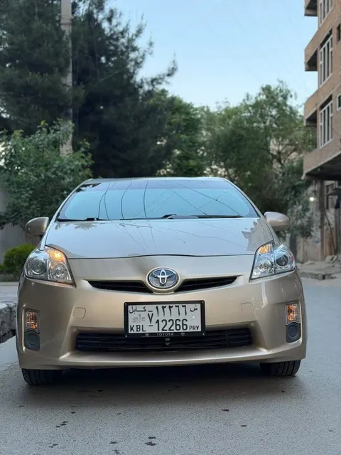Toyota Prius Hybrid 2010, Gold, Automatic, JBL