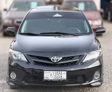 Toyota Corolla 2013 with S-Class options, no accident, American version