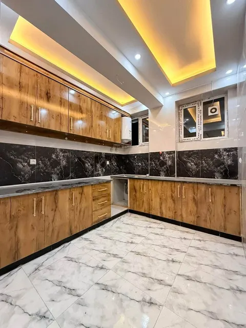 Three-Room Courtyard Apartment, Qala-e Fathullah, Kabul