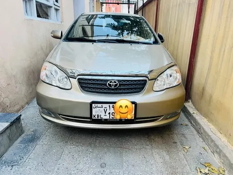 تویوتا کرولا ۲۰۰۶ زرین رنګ، بې تصادفه