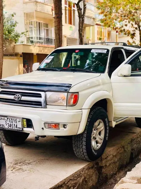 Toyota 4Runner 2000 Limited, 6-Cylinder, Automatic