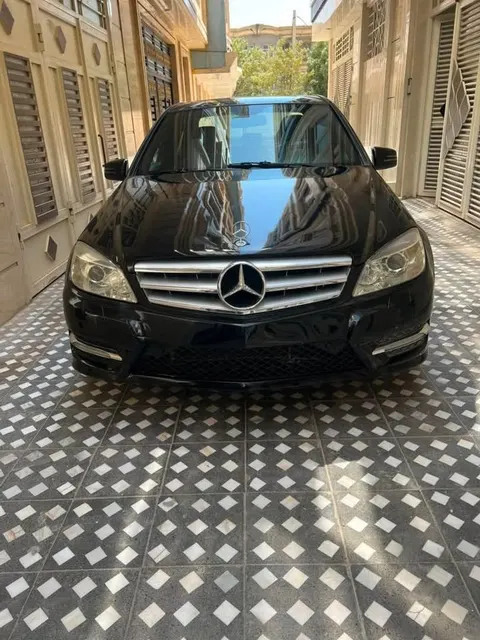 مرسدس بنز C300 مدل 2011، شش سلندر، هرات