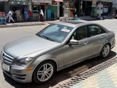 Mercedes-Benz C250 2012 grey