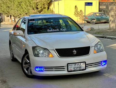 Toyota Crown 2005, White, Automatic, No Accident