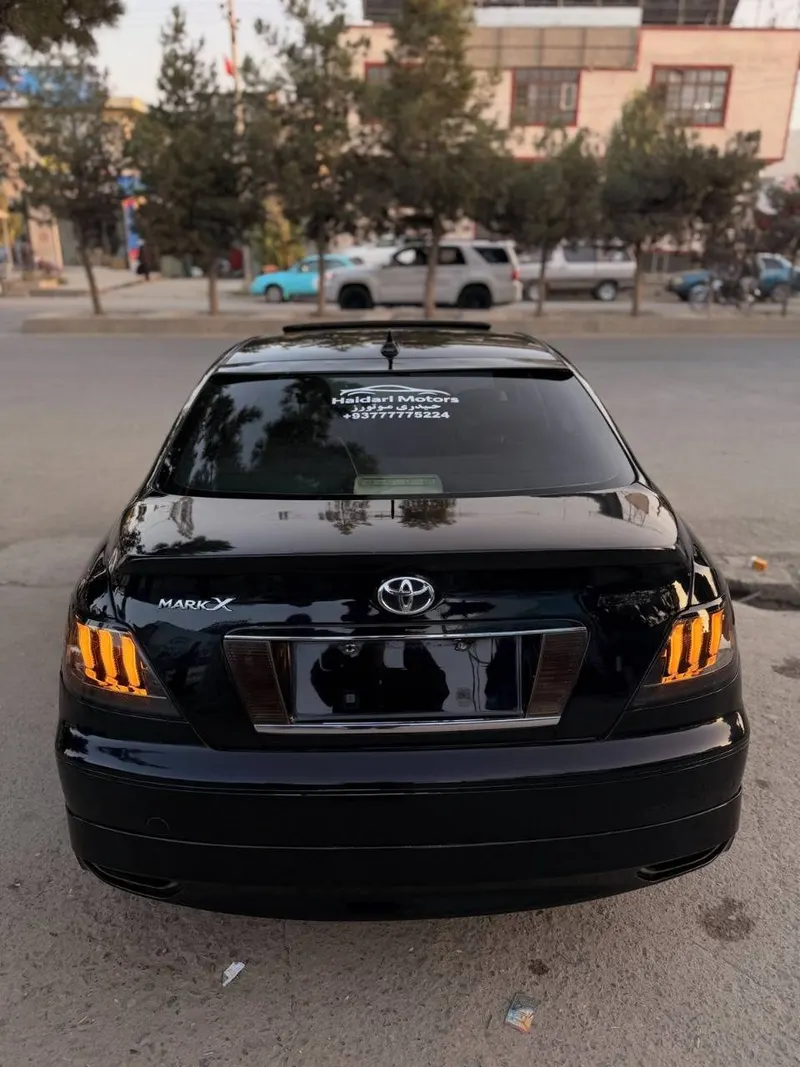 Toyota Mark X Vertiga 2008 (4)