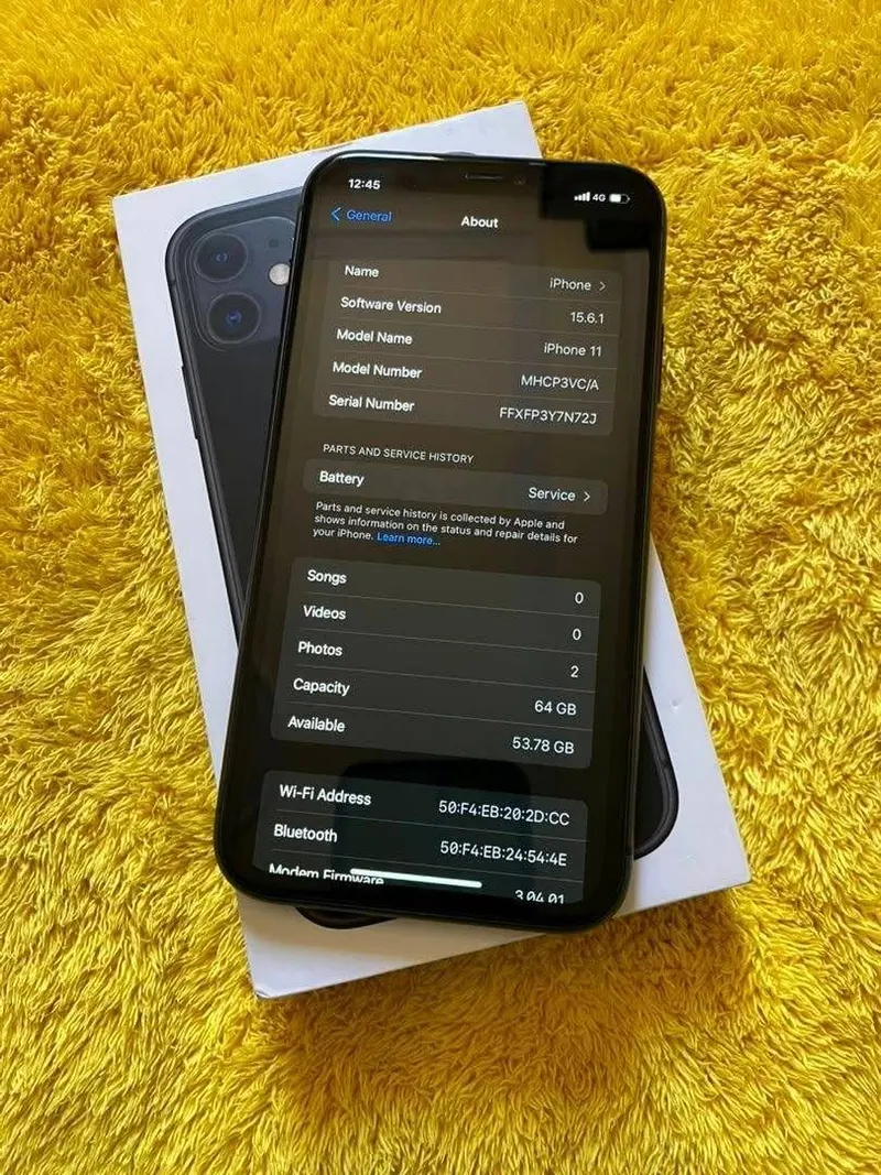iPhone 11 64GB Canada Model (2)
