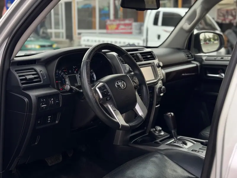 TOYOTA 4RUNNER LIMITED AMERICAN 2016 (7)
