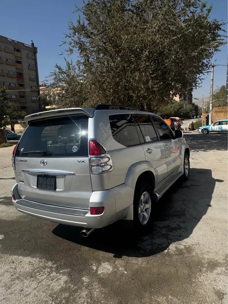 Toyota Land Cruiser 2008 (3)