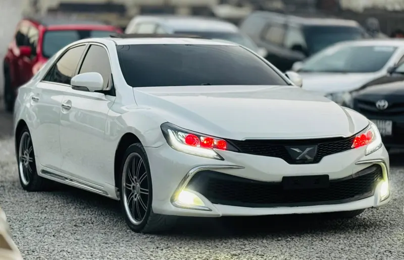 Toyota Corolla 2016 (2)