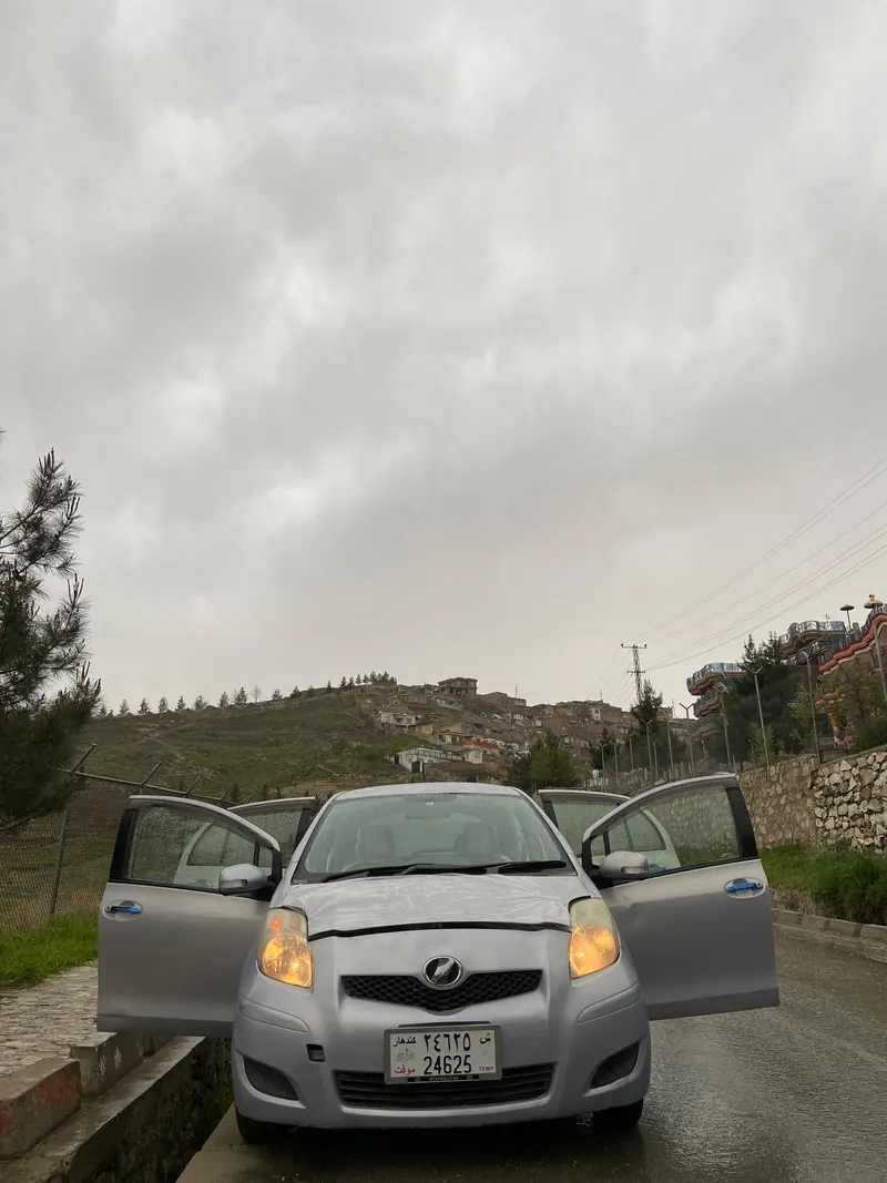 Toyota Vitz 2008 (1)
