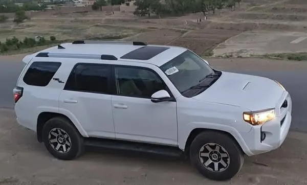 تویوتا 4Runner 2017 (2)