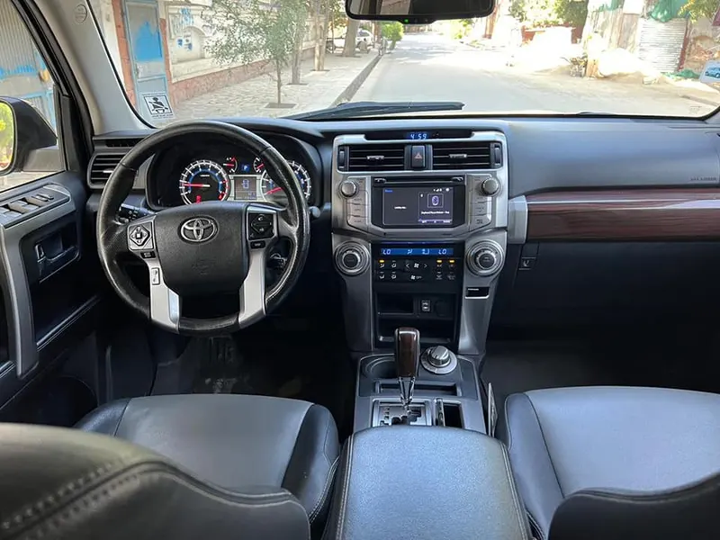 Toyota 4 Runner 2014 (4)