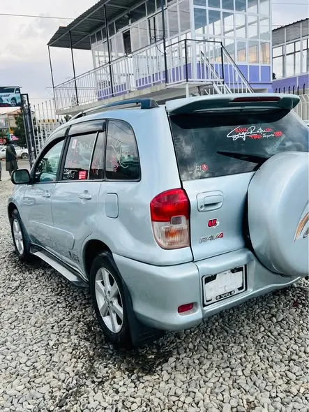 Toyota Rav 4 2001 (3)