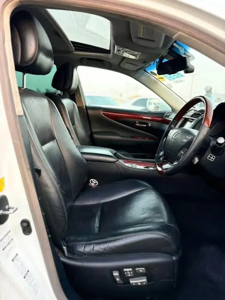 Lexus 2012 (4)