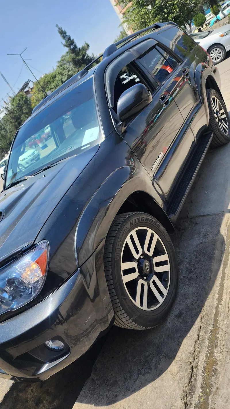 Toyota 4Runner 2006 (3)