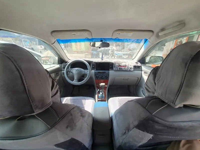 Toyota Corolla 2005 (4)