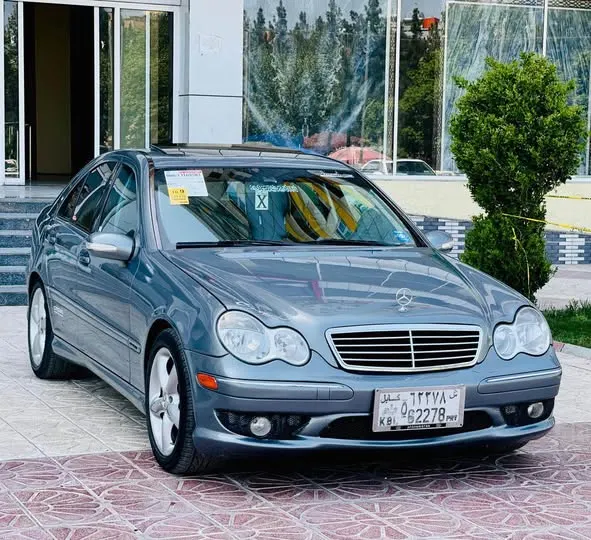 Mercedes-Benz 2005 (2)