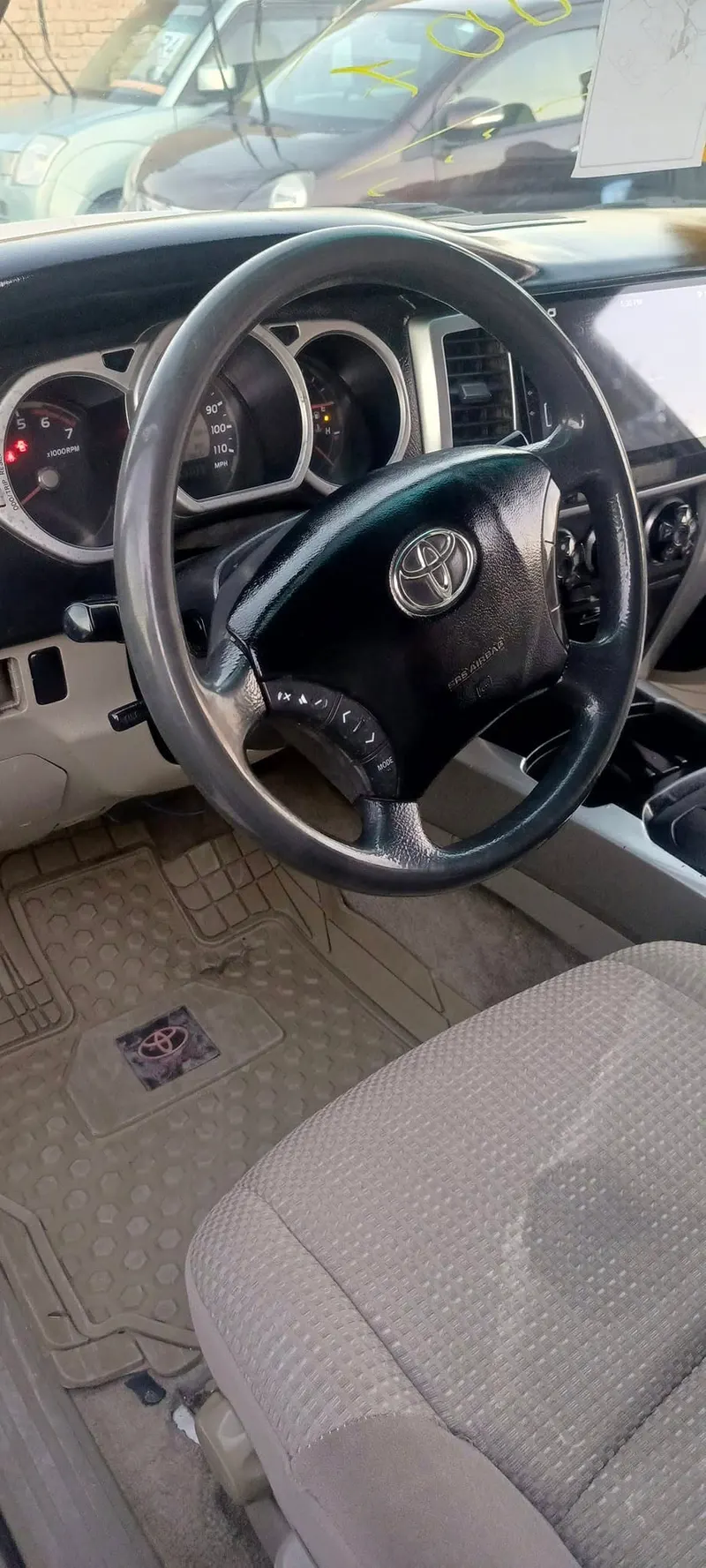 Toyota 4Runner 2003 (4)