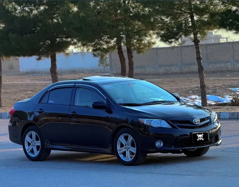Toyota Corolla 2011 (3)