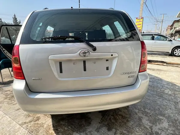 Toyota Fielder 2005 (3)