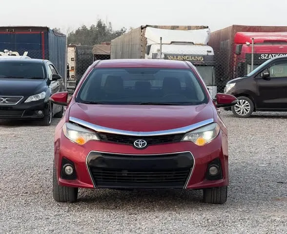 Toyota Corolla 2015 (1)