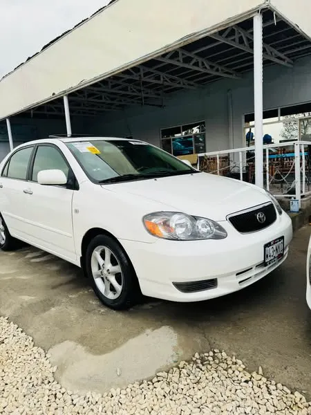 Toyota Corolla 2005 (1)