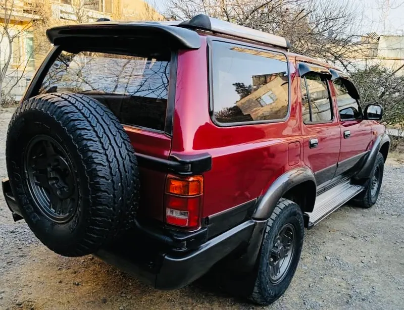 Toyota Hilux Surf 1994 (4)
