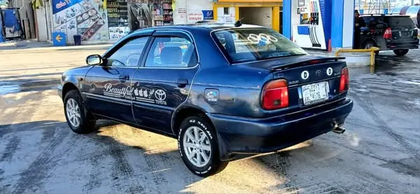 Toyota Corolla 1995 (2)