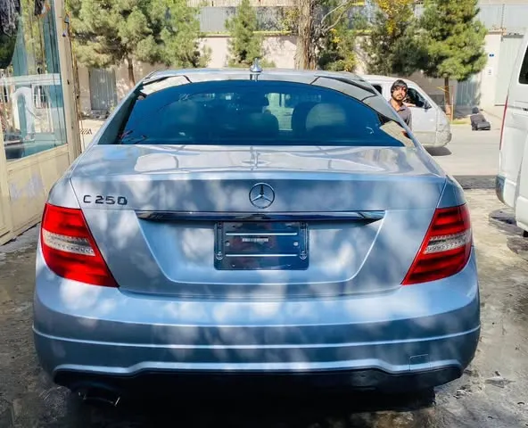 Mercedes-Benz 2012 (3)