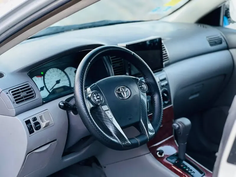 Toyota Corolla 2004 (4)