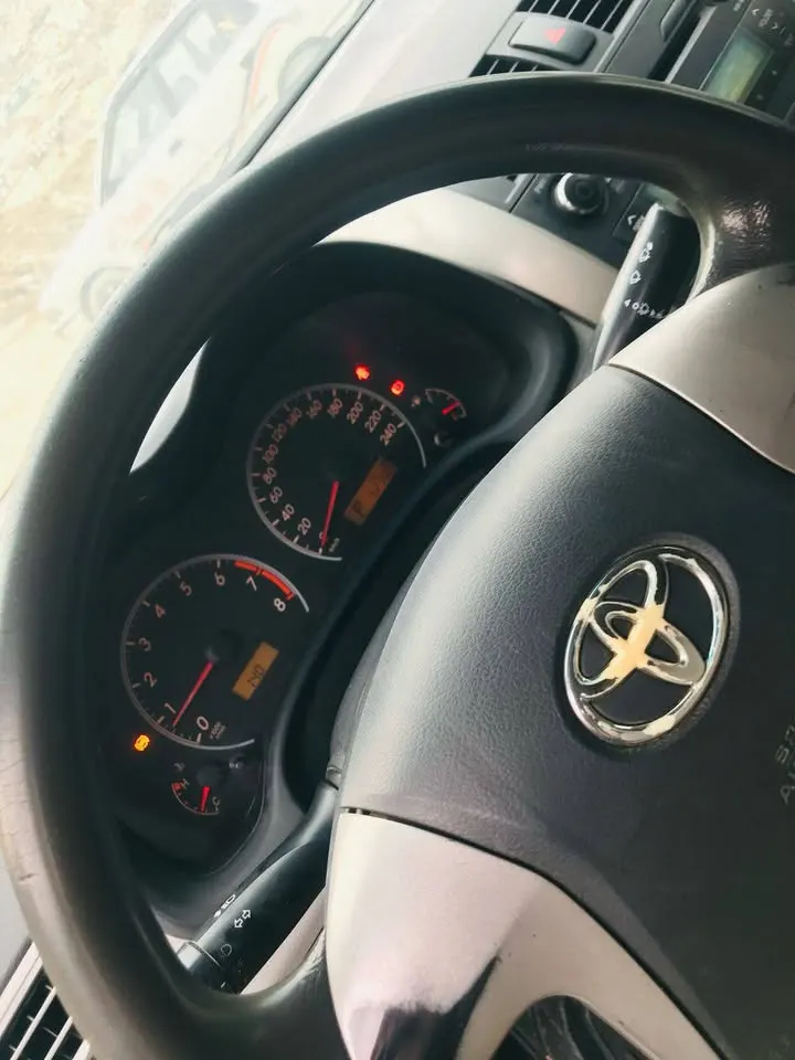 Toyota Corolla 2013 (4)