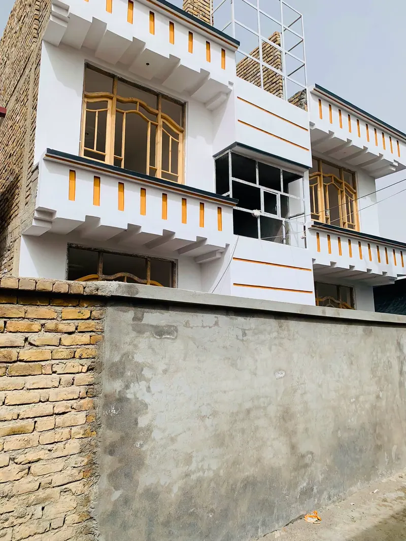2-storey house for sale, 4 rooms, 2 biswa, with garage (1)