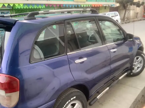 Toyota 2003 (3)