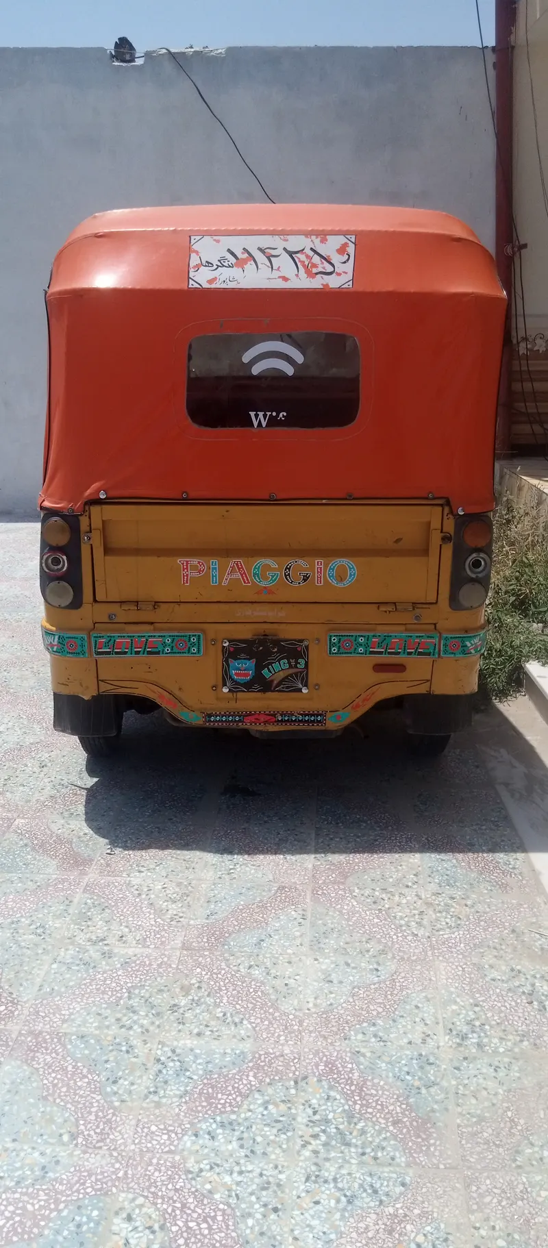 Piaggio Rickshaw (3)