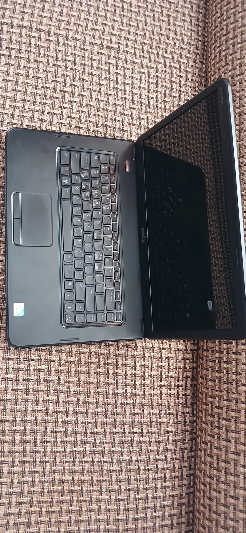 DELL Intel pentium laptop (1)