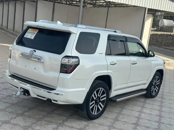 Toyota 4 Runner 2016 (3)