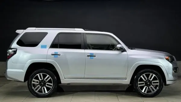 Toyota 4Runner 2019 (2)